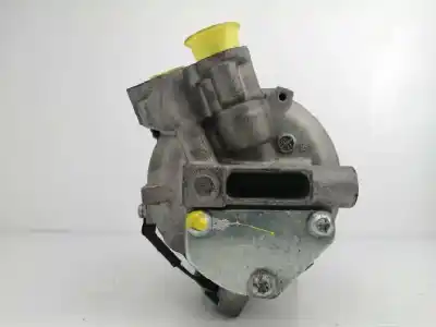 Peça sobressalente para automóvel em segunda mão compressor de ar condicionado a/a a/c por renault clio iv 0.9 tce energy referências oem iam 926007741r  t60718c