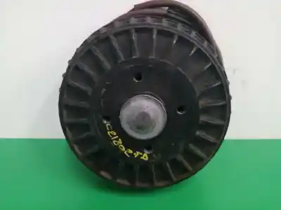 Peça sobressalente para automóvel em segunda mão manga de eixo traseira direita por renault clio iv technofeel referências oem iam 8200738626d