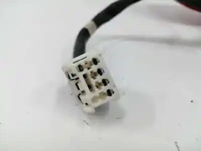 Second-hand car spare part left tailgate light for nissan note (e11, ne11) 1.4 oem iam references   