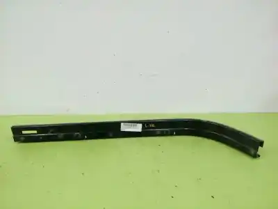 Pièce détachée automobile d'occasion support / guide porte coulissante pour peugeot partner tepee active 1.2 pure tech 110 références oem iam 9684585680