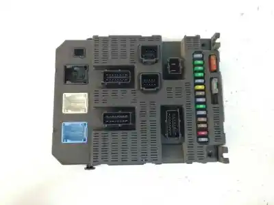 Pezzo di ricambio per auto di seconda mano scatola relè/fusibili per citroen c3 1.4 riferimenti oem iam 9659285380