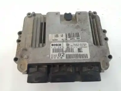 Peça sobressalente para automóvel em segunda mão centralina de motor uce por peugeot 206 berlina 1.4 hdi referências oem iam 9653197180