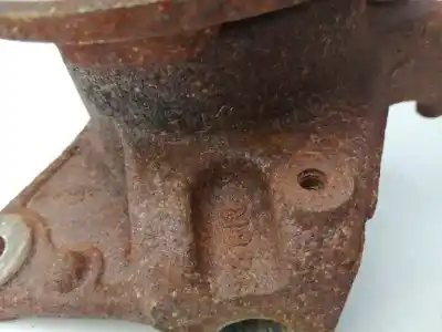 Second-hand car spare part front left knuckle for dacia duster (hs_) 1.5 dci oem iam references 8200881914  