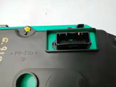 Peça sobressalente para automóvel em segunda mão quadrante por dacia sandero 1.4 (bs0c, bs0a, bs0g, bs1f, bs0e) referências oem iam p248104802r te0031039d 248104802r