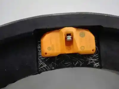 Peça sobressalente para automóvel em segunda mão pneu por audi a8 (d2) 4.2 v8 40v referências oem iam   crf225x55x17x8g48