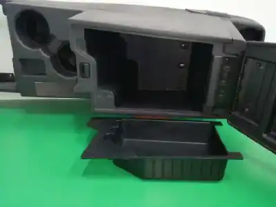 Pezzo di ricambio per auto di seconda mano bracciolo centrale per dodge nitro 2.8 crd 4wd riferimenti oem iam 5ke54trm  