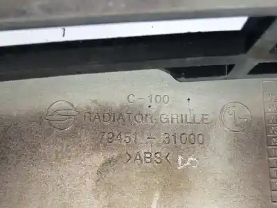 Автозапчастина б/у передня решіта для ssangyong actyon 2.0 td cat посилання на oem iam 7945131000  