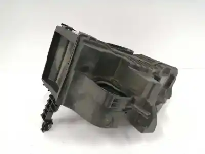 Second-hand car spare part air filter for renault clio iv (bh_) 1.5 dci 90 oem iam references 165008308r  