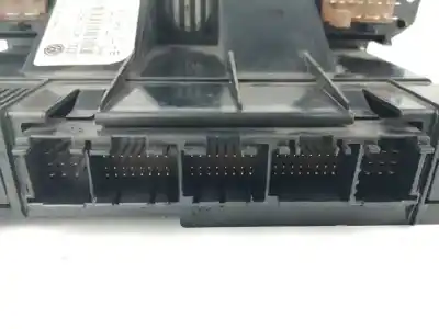 Автозапчасти б/у климат-контроль за audi a8 (d2) 4.2 v8 40v ссылки oem iam 4d0820043q  5hb00807103