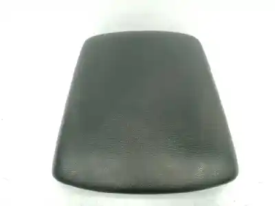 Second-hand car spare part center armrest for ssangyong actyon 2.0 td cat oem iam references 7790032100lam