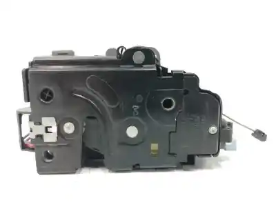 Peça sobressalente para automóvel em segunda mão fechadura da porta traseira esquerda por skoda octavia combi (1z5) 1.6 tdi dpf referências oem iam 7l0839015d