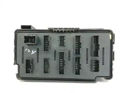 Second-hand car spare part fuse box unit for ssangyong actyon 2.0 td cat oem iam references 8239031122  ak6479