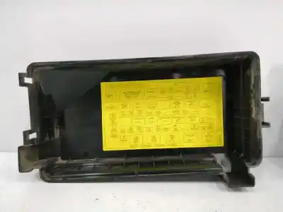 Second-hand car spare part fuse box unit for ssangyong actyon 2.0 td cat oem iam references 8239031122  ak6479