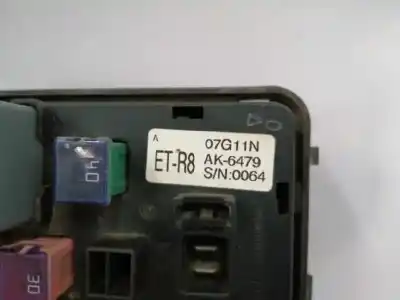 Peça sobressalente para automóvel em segunda mão caixa de fusíveis e relés por ssangyong actyon 2.0 td cat referências oem iam 8239031122  ak6479