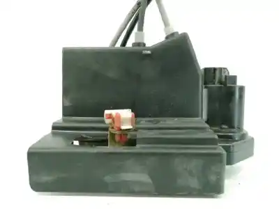 Second-hand car spare part left front door lock for ssangyong actyon 2.0 td cat oem iam references 7121009025  