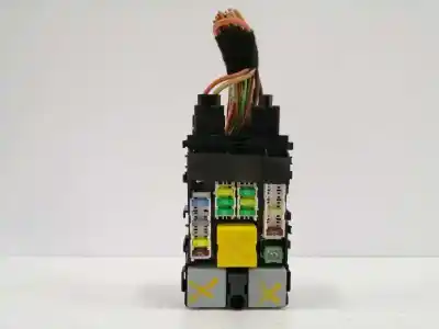 Peça sobressalente para automóvel em segunda mão caixa de fusíveis e relés por citroen c4 picasso ii 1.6 bluehdi 120 referências oem iam 9665492680