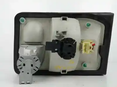 Peça sobressalente para automóvel em segunda mão farolim interior traseiro esquerdo por audi a8 (d2) 4.2 v8 40v referências oem iam 4d0945093g  