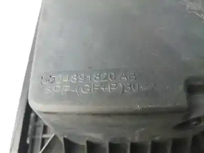 Peça sobressalente para automóvel em segunda mão filtro de ar por dodge caliber 2.0 16v crd cat referências oem iam 04891820ab  
