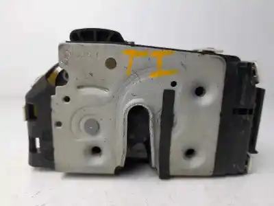 Second-hand car spare part rear left door lock for dodge caliber 2.0 16v crd cat oem iam references 04589415af  