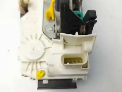 Second-hand car spare part rear left door lock for dodge caliber 2.0 16v crd cat oem iam references 04589415af  