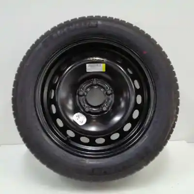 Pièce détachée automobile d'occasion pneu de rechange pour renault megane iii berlina 5 p 1.2 16v références oem iam 403000027r  6,5j16h2h et47