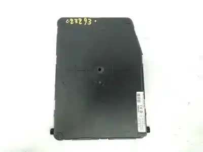 Tweedehands auto-onderdeel relais/zekeringenkastje voor renault scenic ii 1.5 dci diesel oem iam-referenties 8200606830