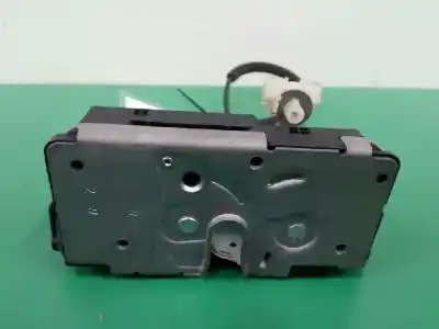 Second-hand car spare part front right door lock for opel corsa e selective oem iam references 13431840