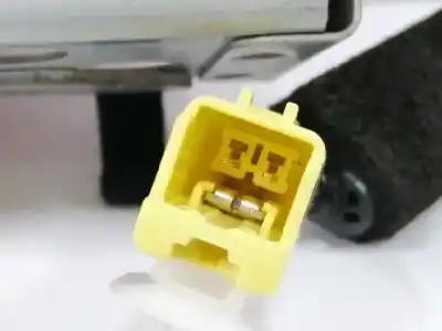 Peça sobressalente para automóvel em segunda mão tablier por toyota auris (_e15_) 2.0 d-4d (ade150_) referências oem iam 5530202170 305810420ab 