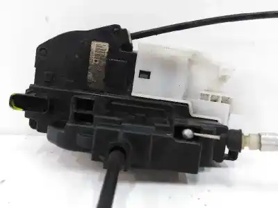 Pezzo di ricambio per auto di seconda mano serratura porta posteriore destra per kia cee´d 1.4 cat riferimenti oem iam 814201h000  