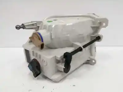 Pezzo di ricambio per auto di seconda mano fendinebbia sinistra per ford kuga (cbs) 2.0 tdci cat riferimenti oem iam gv4413b221af  