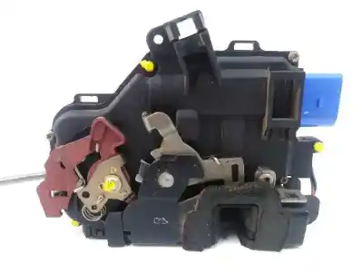 Peça sobressalente para automóvel em segunda mão FECHADURA DA PORTA DIANTEIRA ESQUERDA por AUDI A8 (4E2)  Referências OEM IAM 4E1837015  