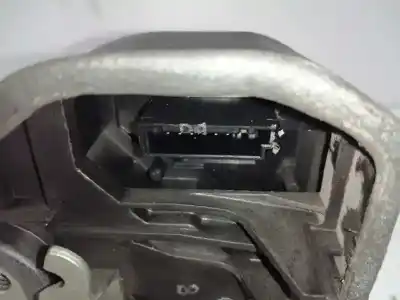 Second-hand car spare part left front door lock for bmw x3 (e83) 2.0 d oem iam references 7167065  