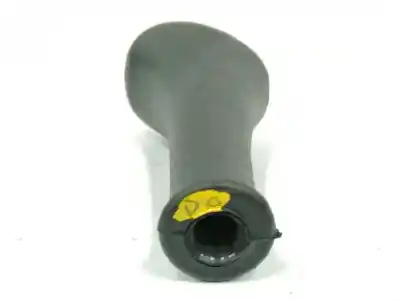 Pièce détachée automobile d'occasion pommeau de levier de vitesses pour mercedes-benz clase c (w201) berlina 2.3 e 190 (201.028) références oem iam a1242670410  