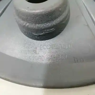 Pezzo di ricambio per auto di seconda mano coprimozzi per hyundai h350 kasten 2.5 crdi riferimenti oem iam 529604h000  