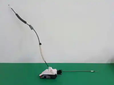 Pièce détachée automobile d'occasion SERRURE DE PORTE ARRIÈRE GAUCHE pour CITROEN C-ELYSÉE  Références OEM IAM 755053  