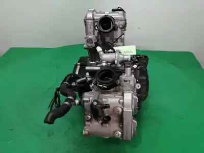 Piesă de schimb auto la mâna a doua motor complet pentru suzuki sv 650 a sv 650 referințe oem iam p511  