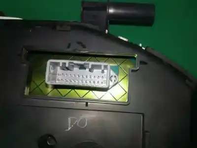 Peça sobressalente para automóvel em segunda mão quadrante por renault clio iii yahoo referências oem iam 8201060299a  