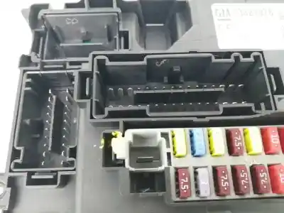 Автозапчасти б/у блок реле/предохранителей за opel corsa d opc ссылки oem iam 13321078  