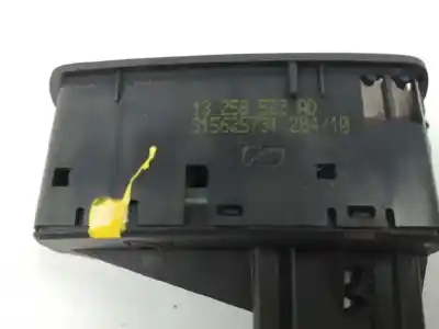 Second-hand car spare part left front power window switch for opel corsa d opc oem iam references 13258522  