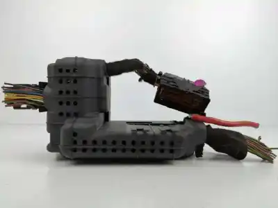 Second-hand car spare part fuse box unit for opel corsa d cmon oem iam references 13292736  