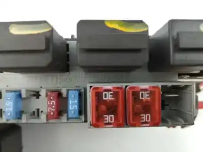 Second-hand car spare part fuse box unit for opel corsa d cmon oem iam references 13292736  