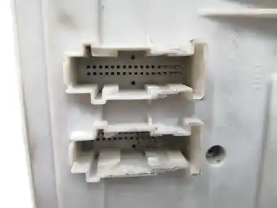 Second-hand car spare part fuse box unit for ford focus c-max (cap) trend (d) oem iam references 7m5t14a073fd  