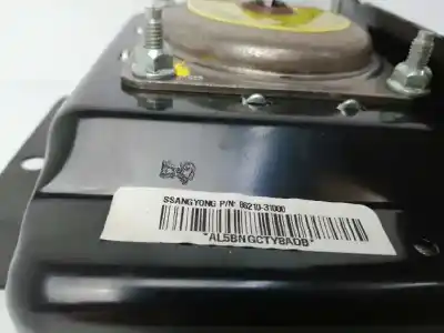 Автозапчастина б/у передня права подушка безопасности для ssangyong actyon i 200 xdi 4wd посилання на oem iam 8621031000  