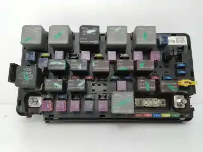 Peça sobressalente para automóvel em segunda mão caixa de fusíveis e relés por ssangyong actyon i 200 xdi 4wd referências oem iam 06k15d