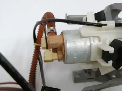 Peça sobressalente para automóvel em segunda mão boia / bomba combustível por bmw serie 7 (e65/e66) 4.0 v8 cat referências oem iam 6752837  