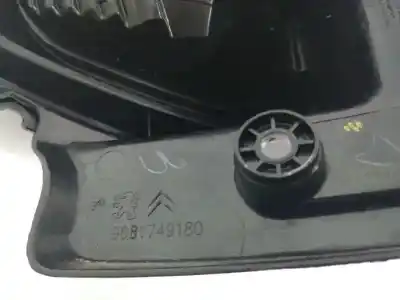 Second-hand car spare part right tailgate light for citroen c3 picasso (sh_) 1.4 vti 95 oem iam references 9681749180  