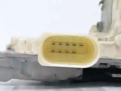 Second-hand car spare part left front door lock for audi a6 avant (4f5) 3.2 fsi oem iam references 4f1837015  