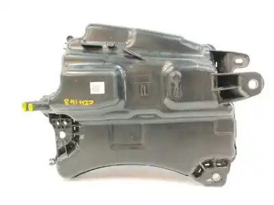 Second-hand car spare part ADBLUE TANK for SEAT LEON SPORTSTOURER (KL8)  OEM IAM references 5Q0131877T 0444040022 5Q0131969E