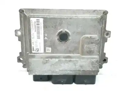 Peça sobressalente para automóvel em segunda mão centralina de motor uce por peugeot 208 i (ca_, cc_) 1.2 vti 82 referências oem iam 9805895780