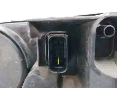 Автозапчасти б/у правая фара за citroen c4 picasso 1.2 12v e-thp / puretech ссылки oem iam 9677217280  
